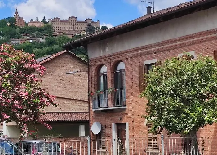 La Mansarda Sotto Il Castello * Magliano Alfieri