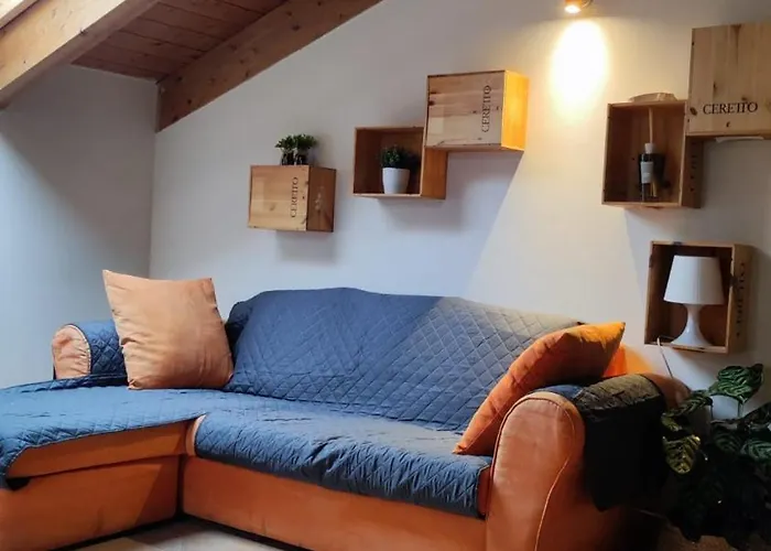 La Mansarda Sotto Il Castello דירה Magliano Alfieri