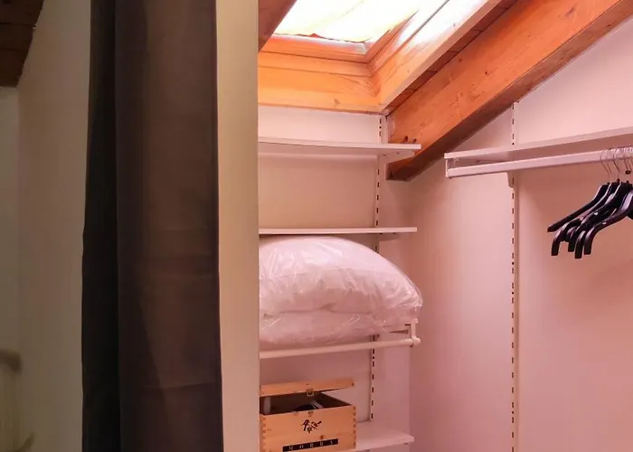 La Mansarda Sotto Il Castello דירה